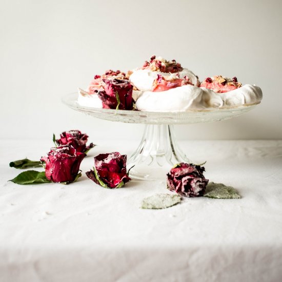 Persian Meringue Nests