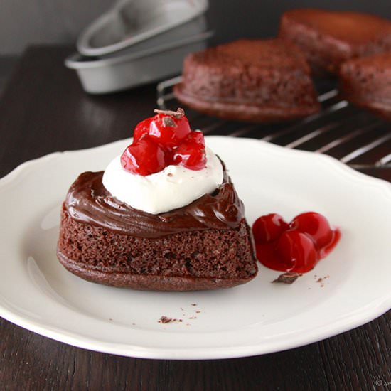 Black Forest Sweetheart Cakes