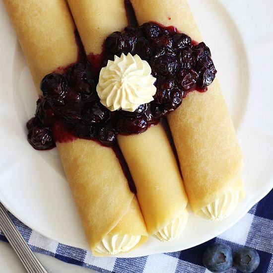 Key Lime Crepes w Blueberry Sauce