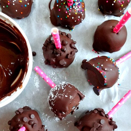 Chocolate Covered Brownie Pops