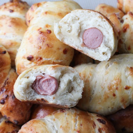 Sausage Rolls with Cheese