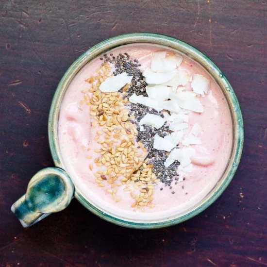 Pink Cashew Cream Smoothie