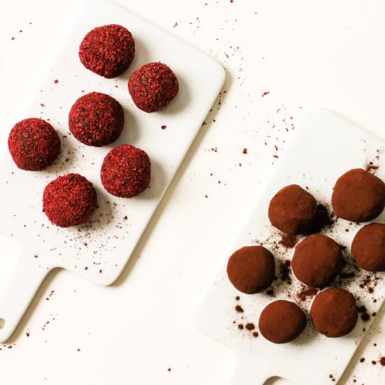 Amaretto and Chocolate Energy Truffles