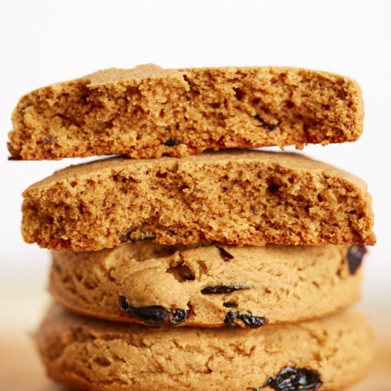 Easy Oatmeal Raisin Cookies