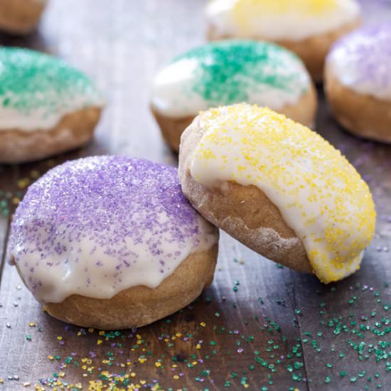 King Cake Baked Doughnuts