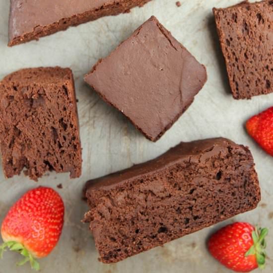 Slow Cooker Chocolate Fudge Cake