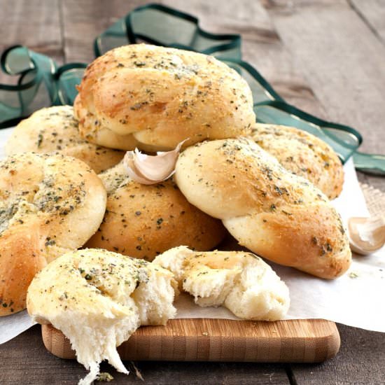 Garlic Knots