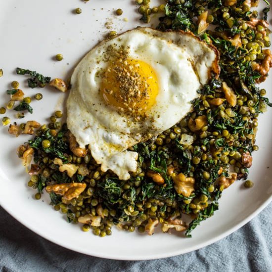 Crispy Lentils + Walnuts, Za’atar