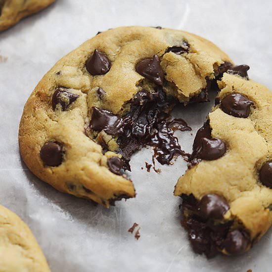 Hot Fudge Chocolate Chip Cookies