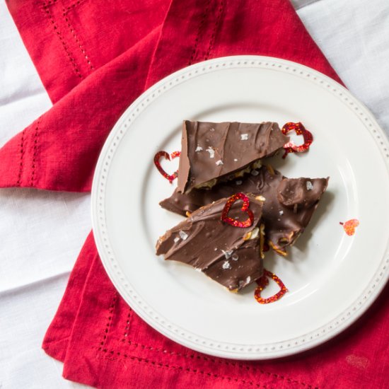 Chocolate & Pretzel Bark