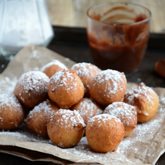 Donuts with ricotta