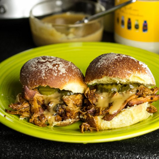 Slow Cooker Beer Pulled Chicken