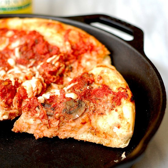 Deep dish skillet pizza