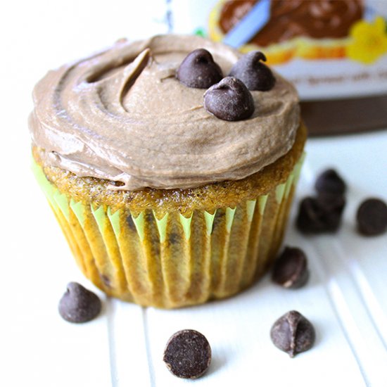 Banana Cupcakes w Nutella Frosting