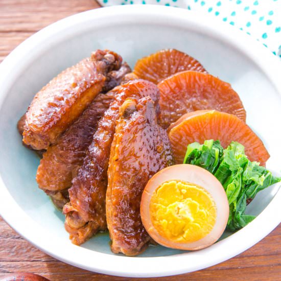 Slow Cooker Chicken Wings & Daikon