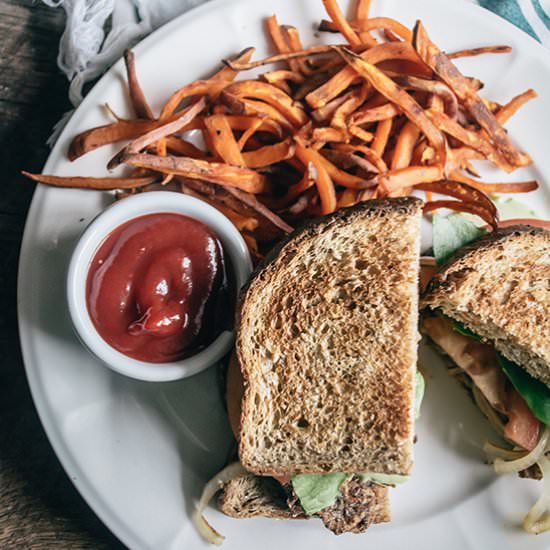 Black Bean and Oat Burgers