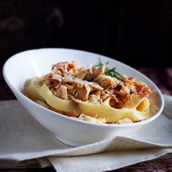 Spicy chicken ragu pasta