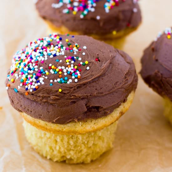 Gluten-Free Yellow Cupcakes