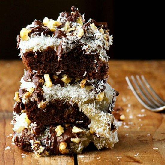 Vegan Brownie Magic Bars