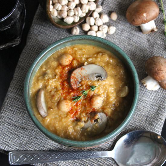 Chickpea, Mushroom & Farro Soup