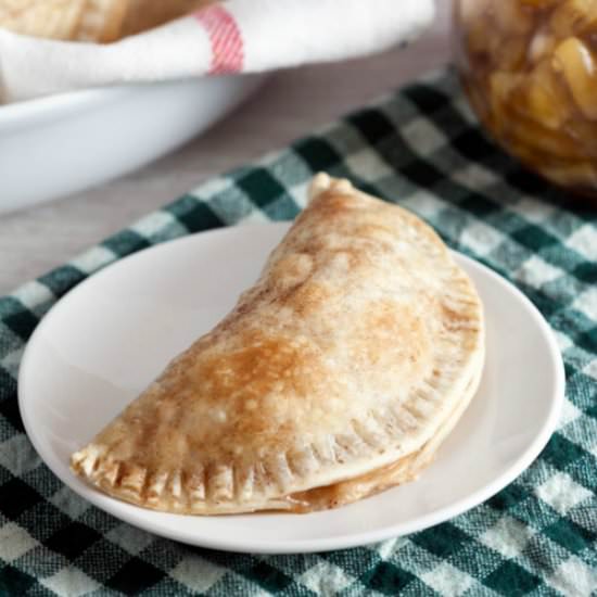 Baked Apple Cheesecake Empanadas