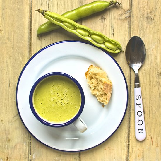 Broad bean green onion oregano soup