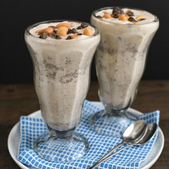 Cashew & Chocolate Chip Shake