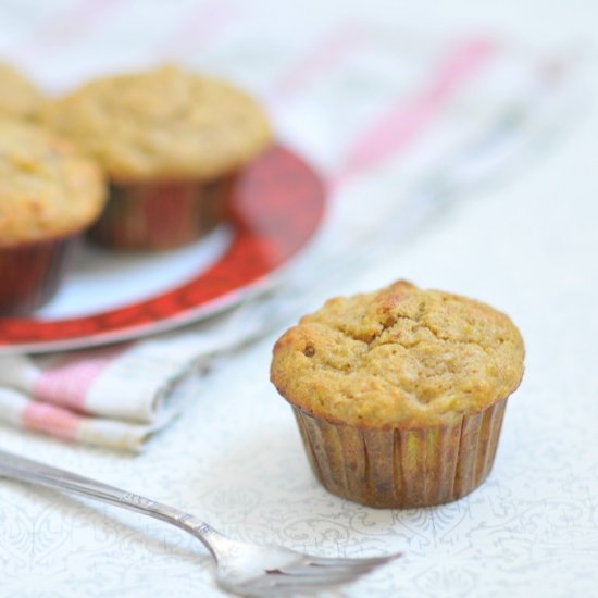 Moist Banana Walnut Muffins