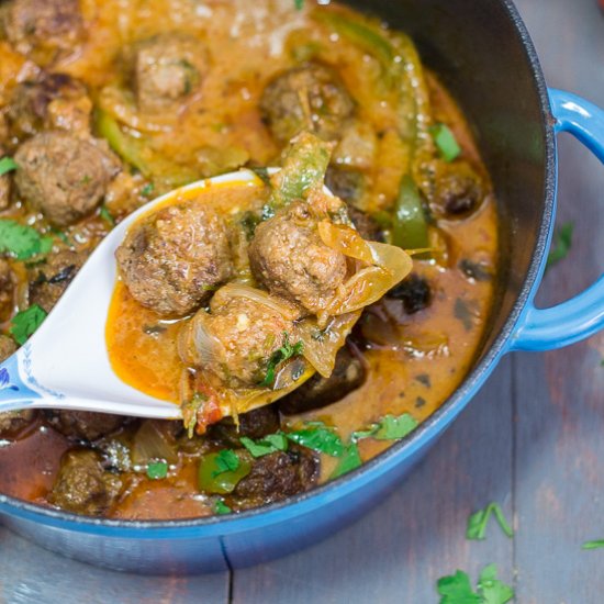 Delicious Harissa Meatball Stew