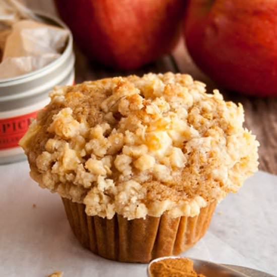 Dutch Apple Pie Muffins