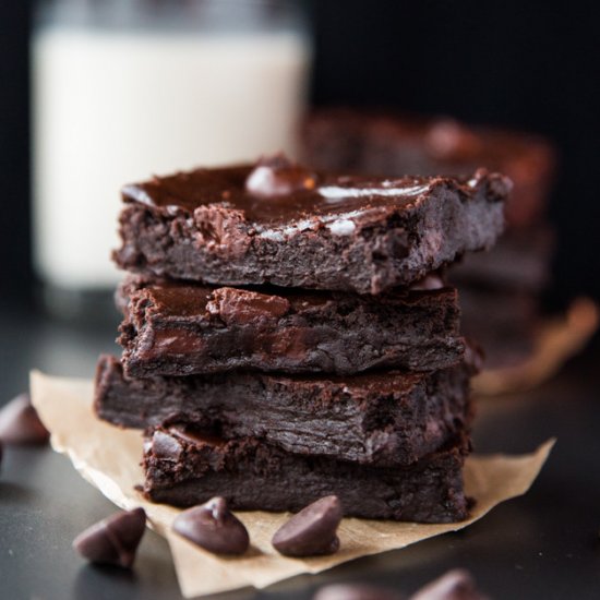 Fudgy Black Bean Nutella Brownies