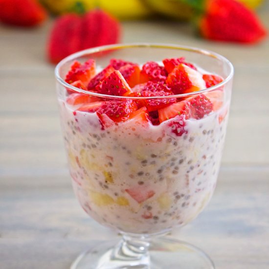 Strawberry Banana Chia Oats