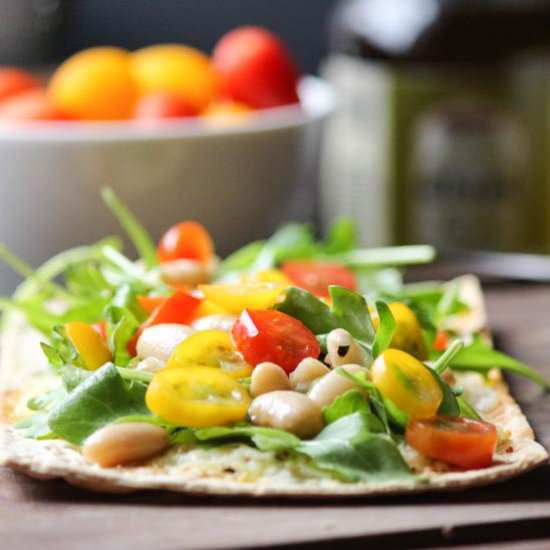 Arugula Tomato and Beans Flatbread