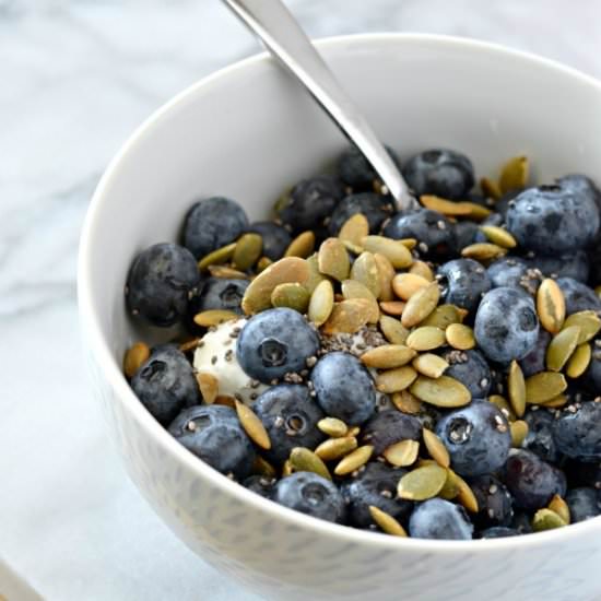 Greek Yogurt Breakfast Bowl