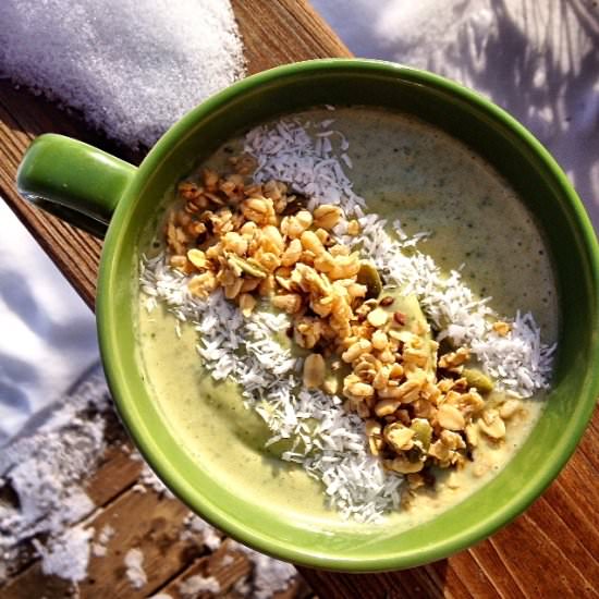 Green Goodness Smoothie Bowl