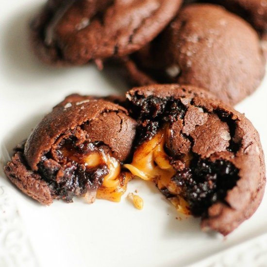 Chocolate Caramel Gooey Cookies