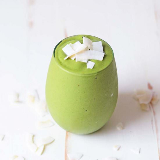 Coconut Mango Green Smoothie