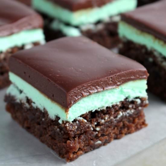 Mint Brownies w/ Chocolate Ganache