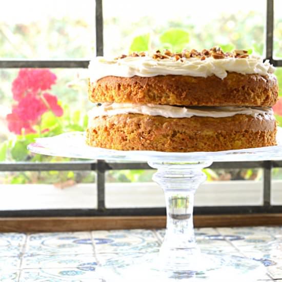 Cinnamon and Pineapple Carrot Cake