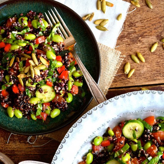 Quninoa, Edamame & Black Rice Salad