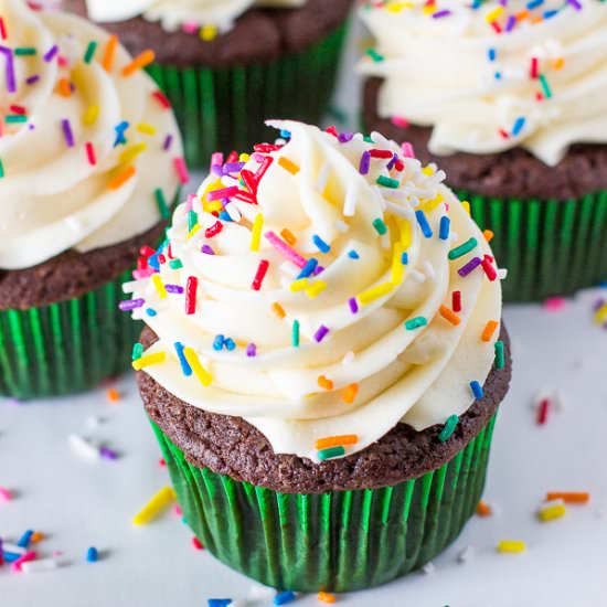 Classic Chocolate Cupcakes