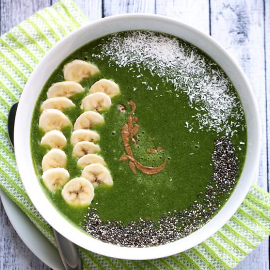 Green Shamrock Smoothie Bowl