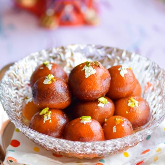 Easy Indian Gulab Jamun