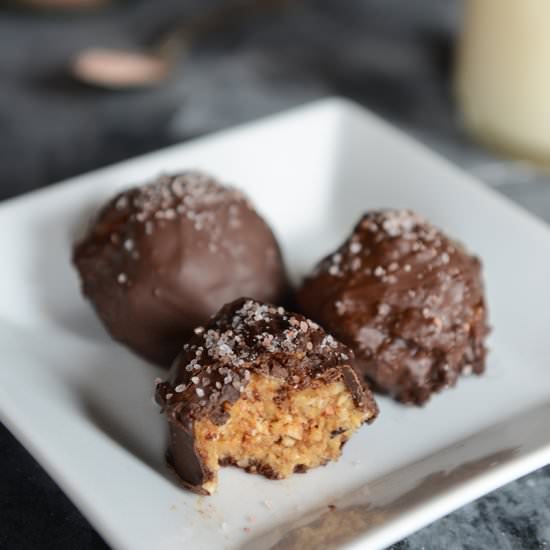 Chocolate Almond Truffles