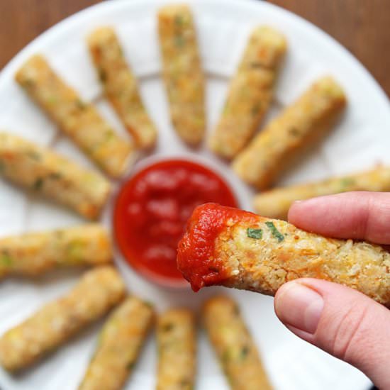 Baked Cheese Sticks with Leek