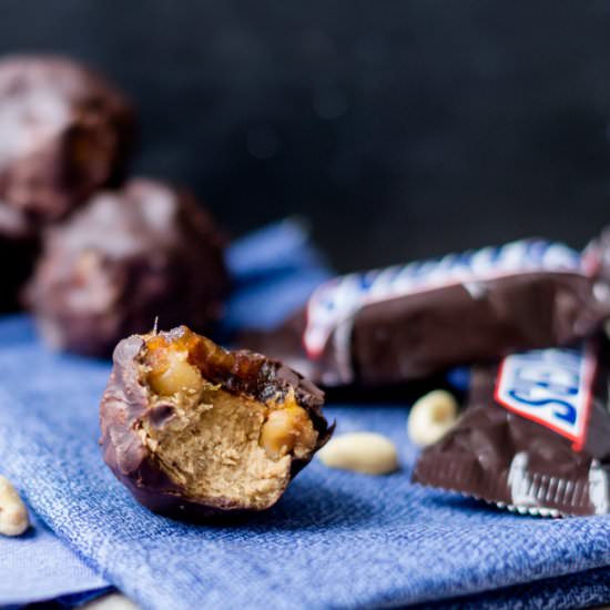 Healthy Snickers balls