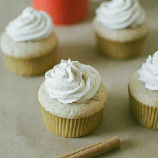 Cinnamon Cake or Cupcakes