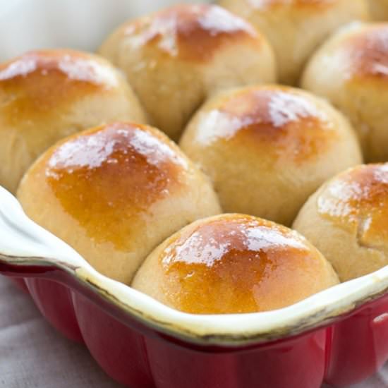 Copycat King’s Hawaiian Rolls