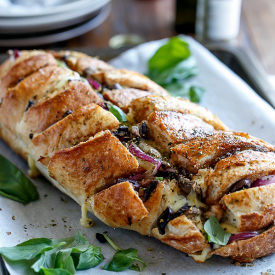 BBQ Chicken Pizza Pull Apart Bread