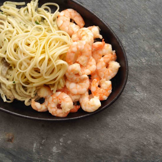 Noodles in Oyster Mushroom Sauce